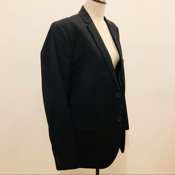 H&M black blazer. Size 42 R. Excellent used condition. No trace of wear. - Picture 4 of 11